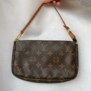 Louis Vuitton Monogram Pochette Accessories